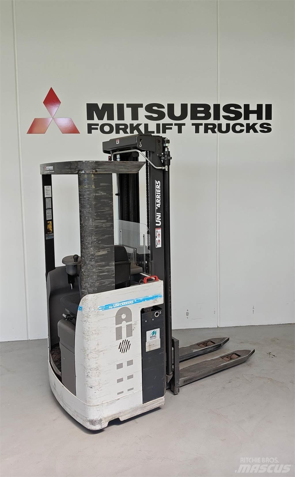Atlet XJN160 平台型低架升降機