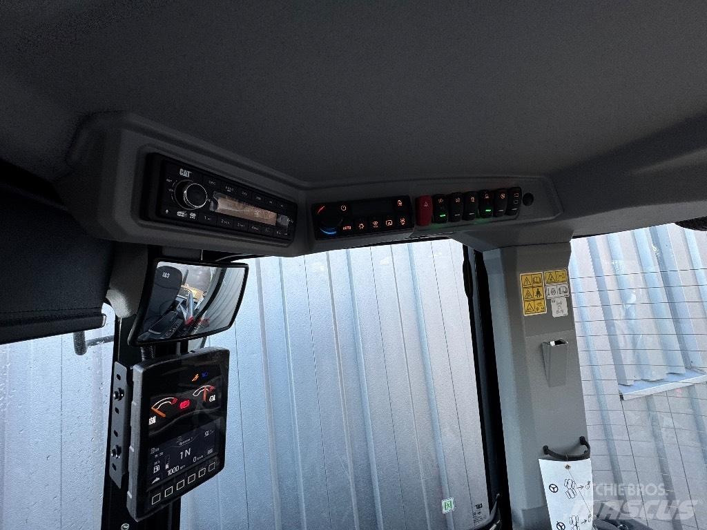 CAT 908 輪胎式裝載機