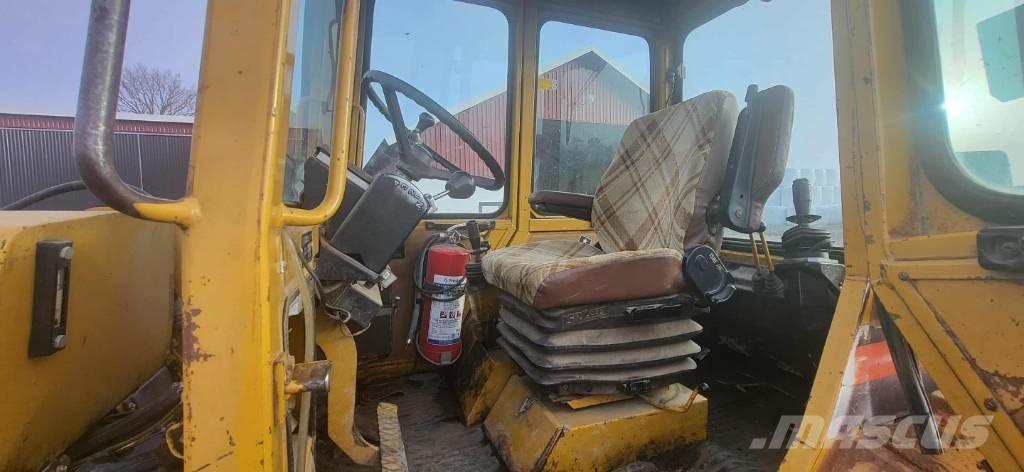 Hydrema 808 反鏟裝載機