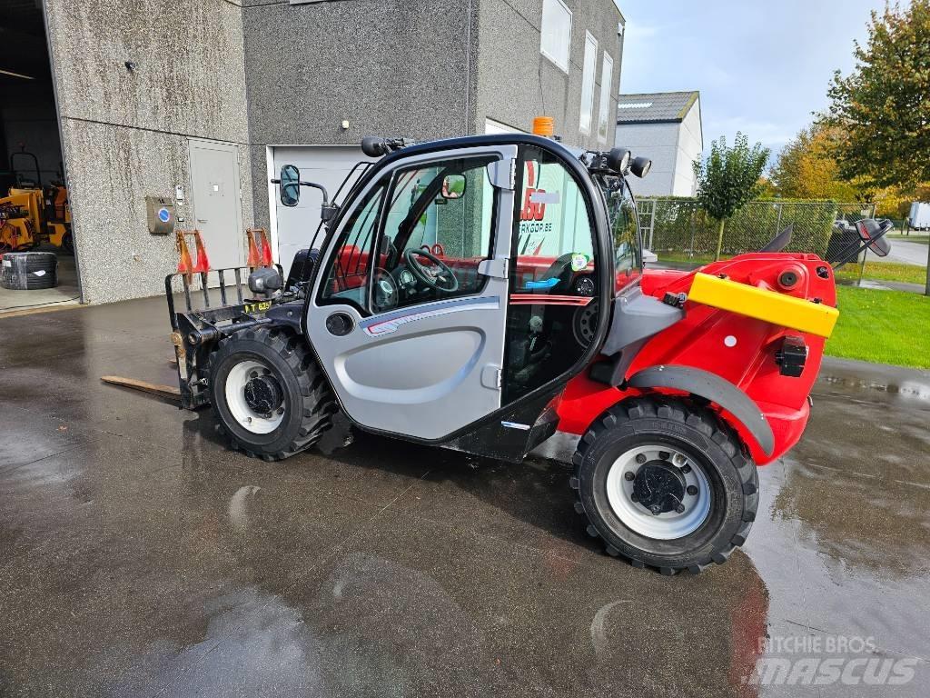 Manitou MT 625 伸縮臂操作車