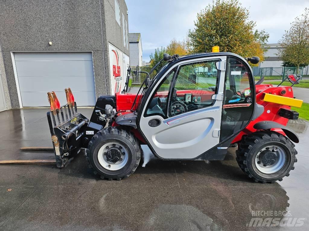 Manitou MT 625 伸縮臂操作車