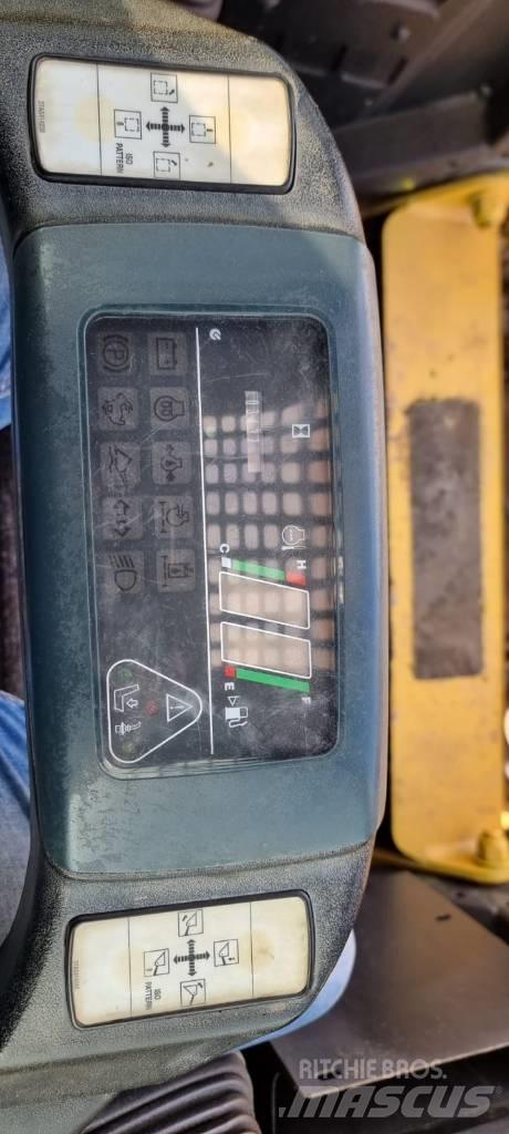 Komatsu CK 35-1 滑移轉向裝載機