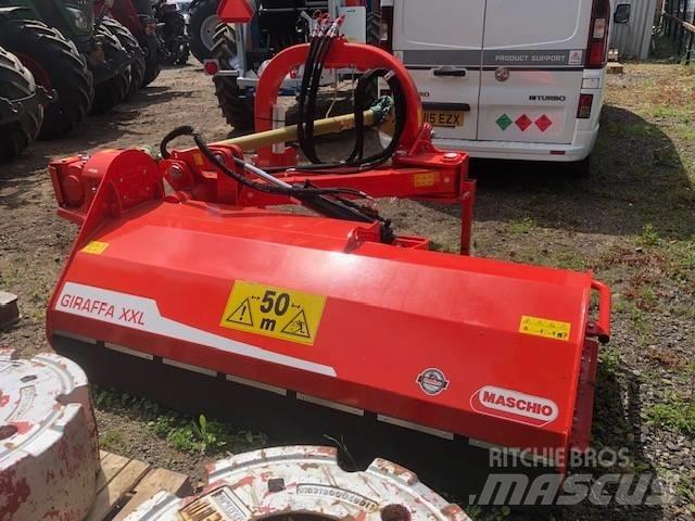 Maschio Giraffa XXL 莖葉去葉機