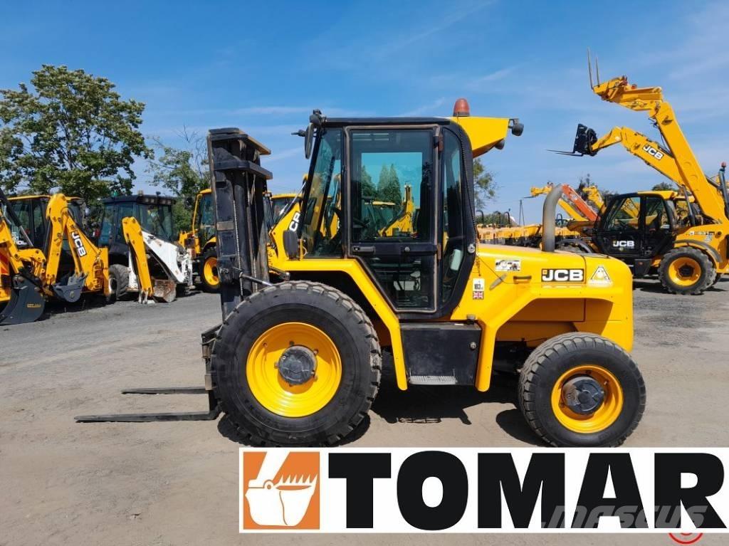 JCB 930-4 越野車