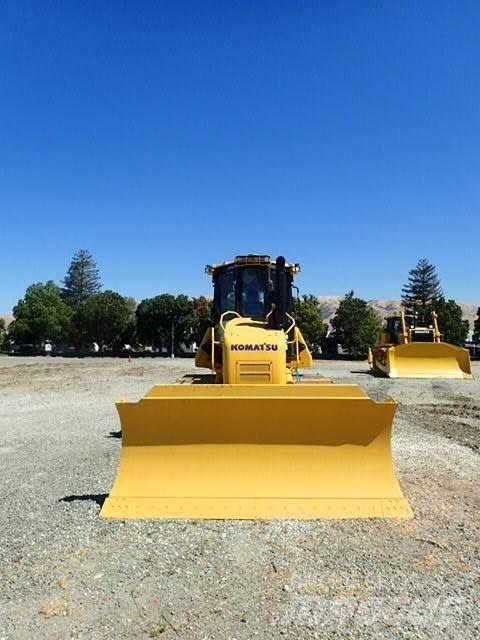 Komatsu D61EX-24 履帶推土機
