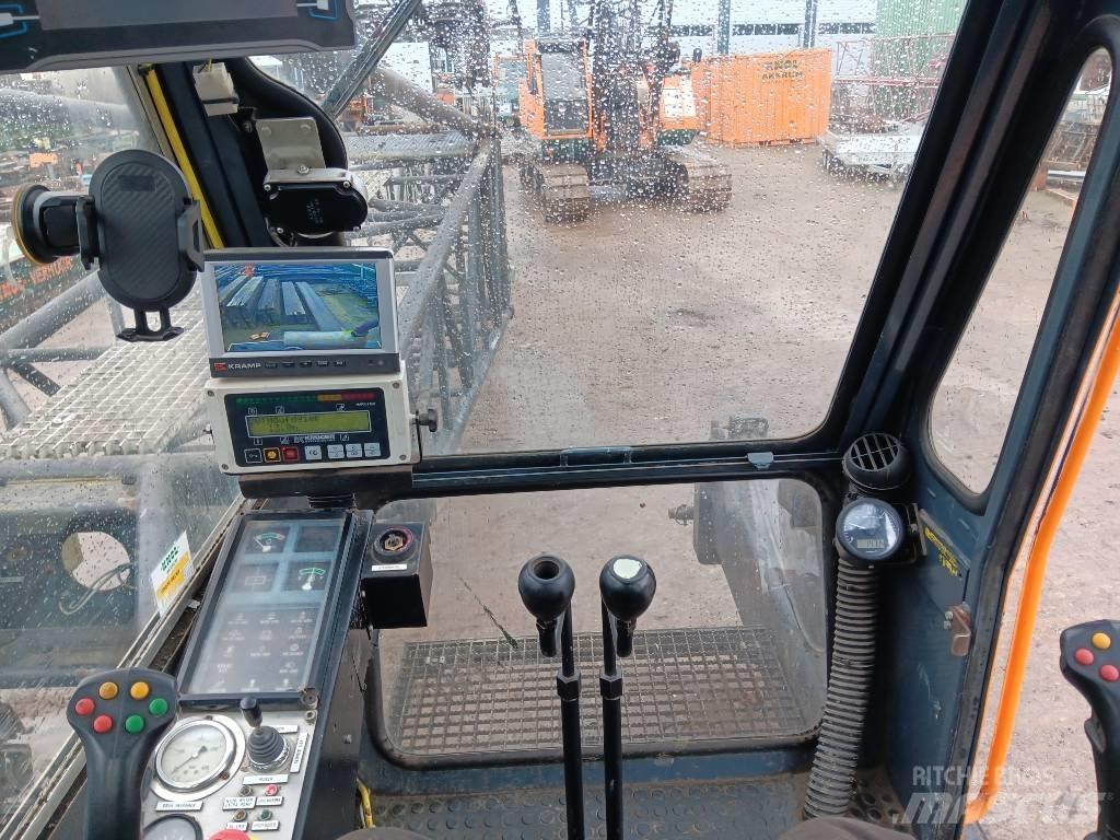 Hitachi KH 230-3 履帶式起重機