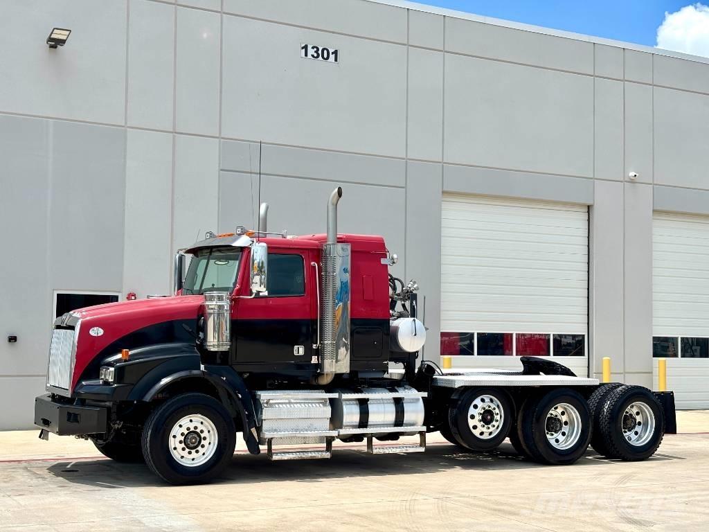 Western Star 4900 曳引機組件