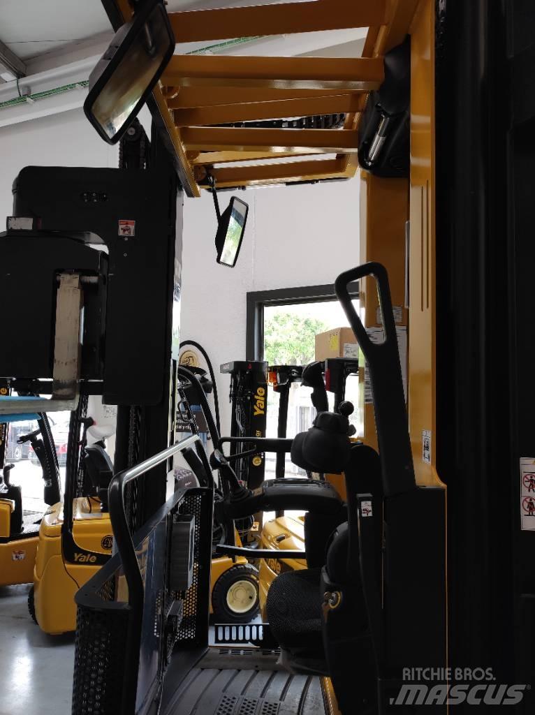 Yale MTC 13 窄巷道堆高機