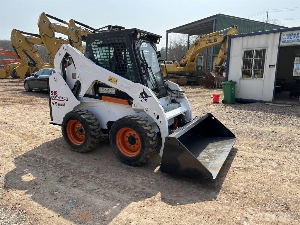 Bobcat S18 滑移轉向裝載機