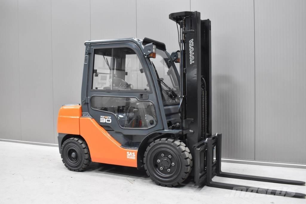 Toyota 06-8FD30F 柴油卡車