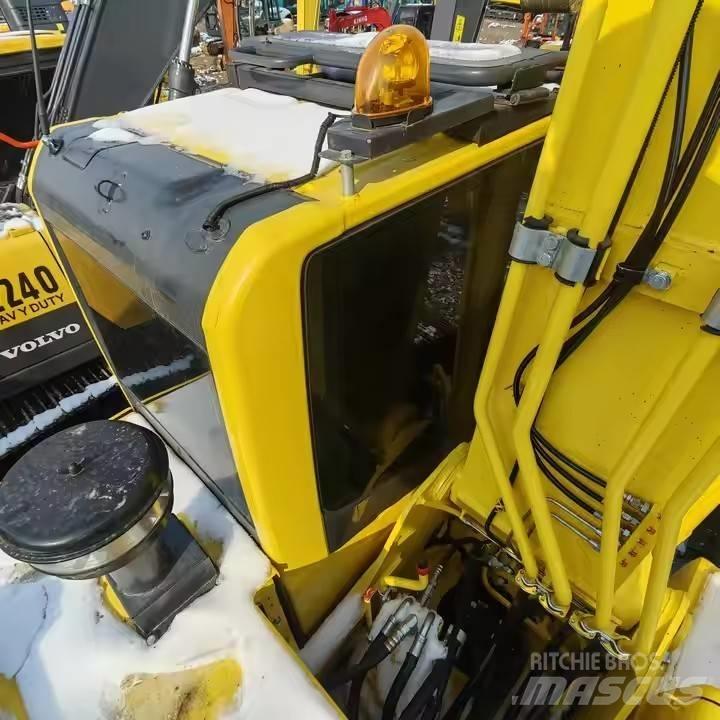 Komatsu PC 210 履帶式 挖土機/掘鑿機/挖掘機