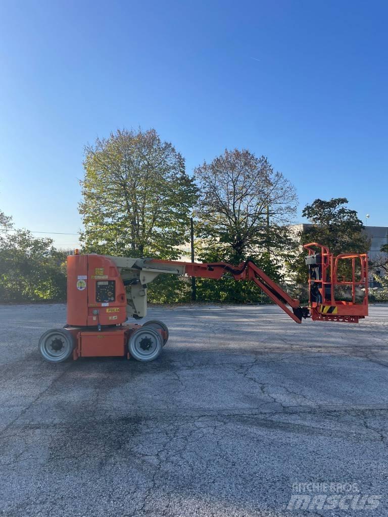 JLG 300 AJP 曲臂高空作業車