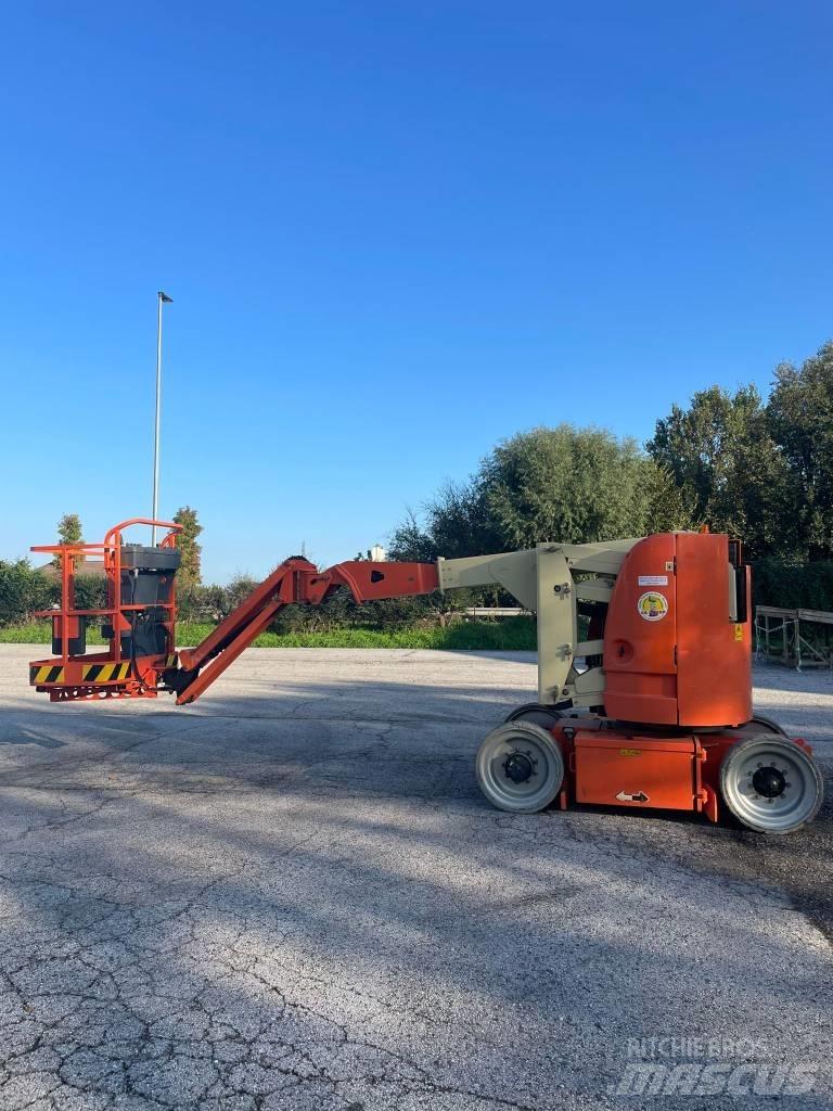 JLG 300 AJP 曲臂高空作業車