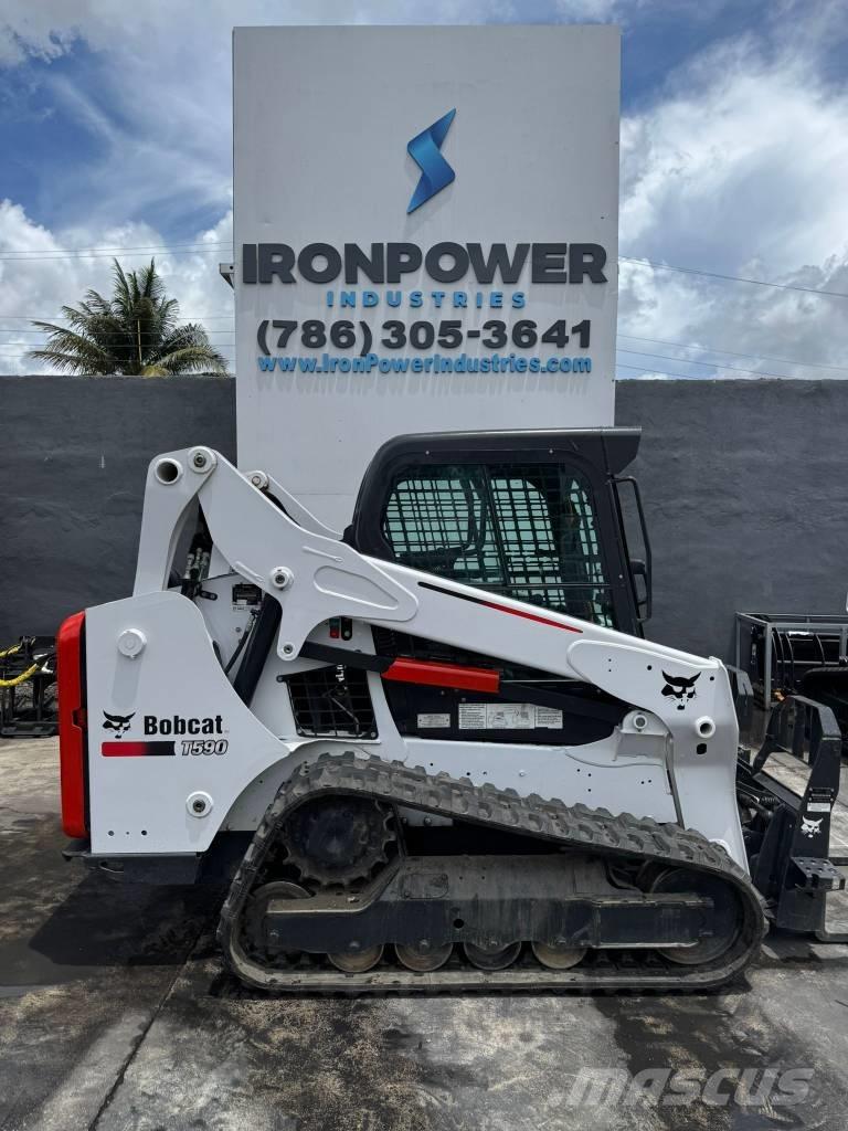 Bobcat T 590 滑移轉向裝載機