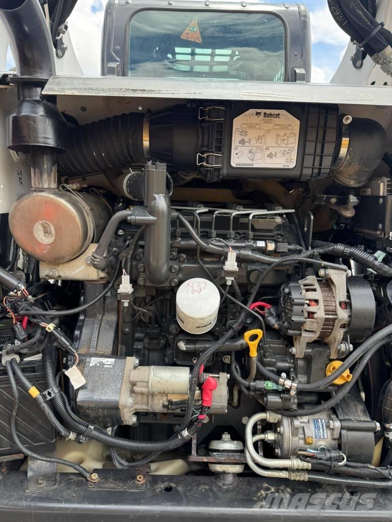 Bobcat T 590 滑移轉向裝載機