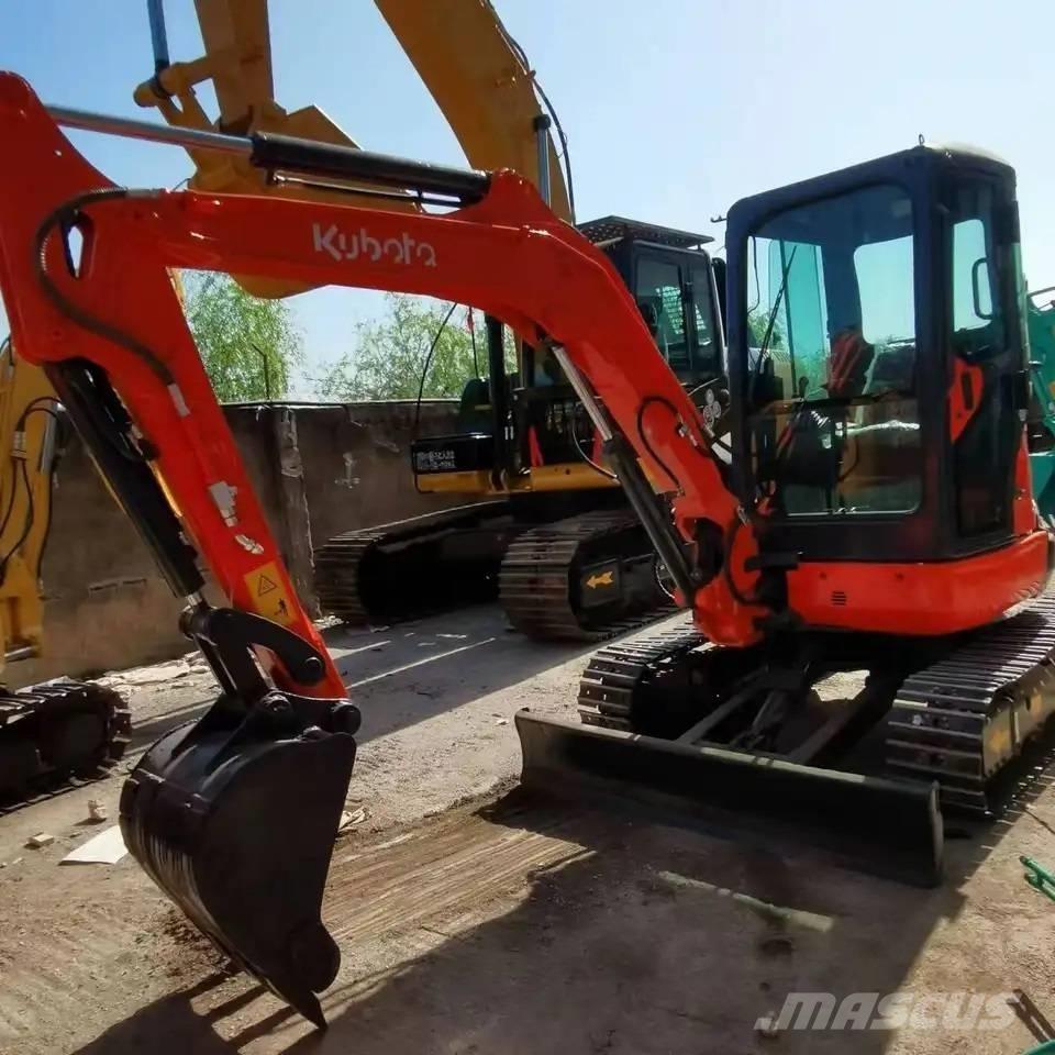 Kubota U35 小型挖土機/掘鑿機<7t(小型挖掘機)