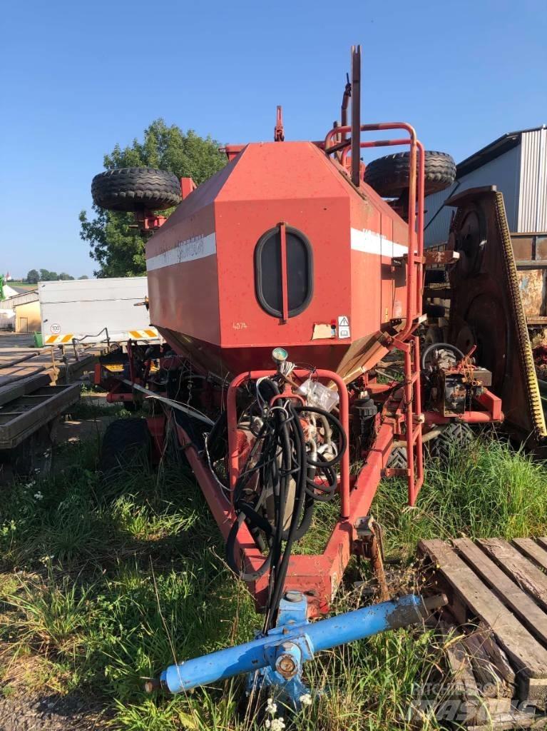 Horsch CO 6 組合鑽