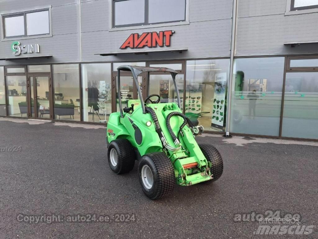 Avant 528 小型裝載機