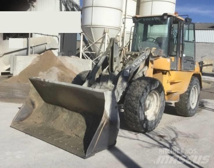 Volvo L 45 輪胎式裝載機