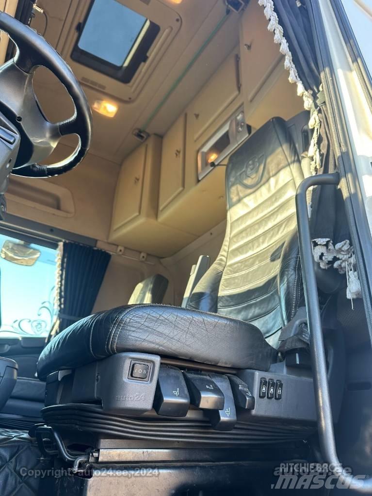Scania R 560 LA 曳引機組件