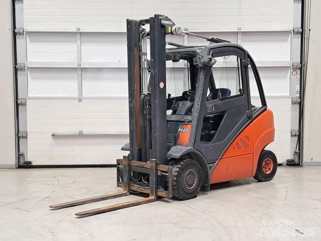 Linde H25D-01 柴油卡車