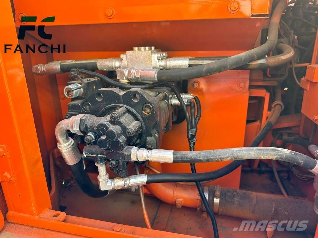 Doosan DX 140 LC 履帶式 挖土機/掘鑿機/挖掘機