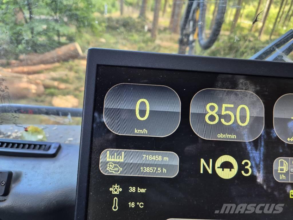 Komatsu 931.1 收穫機