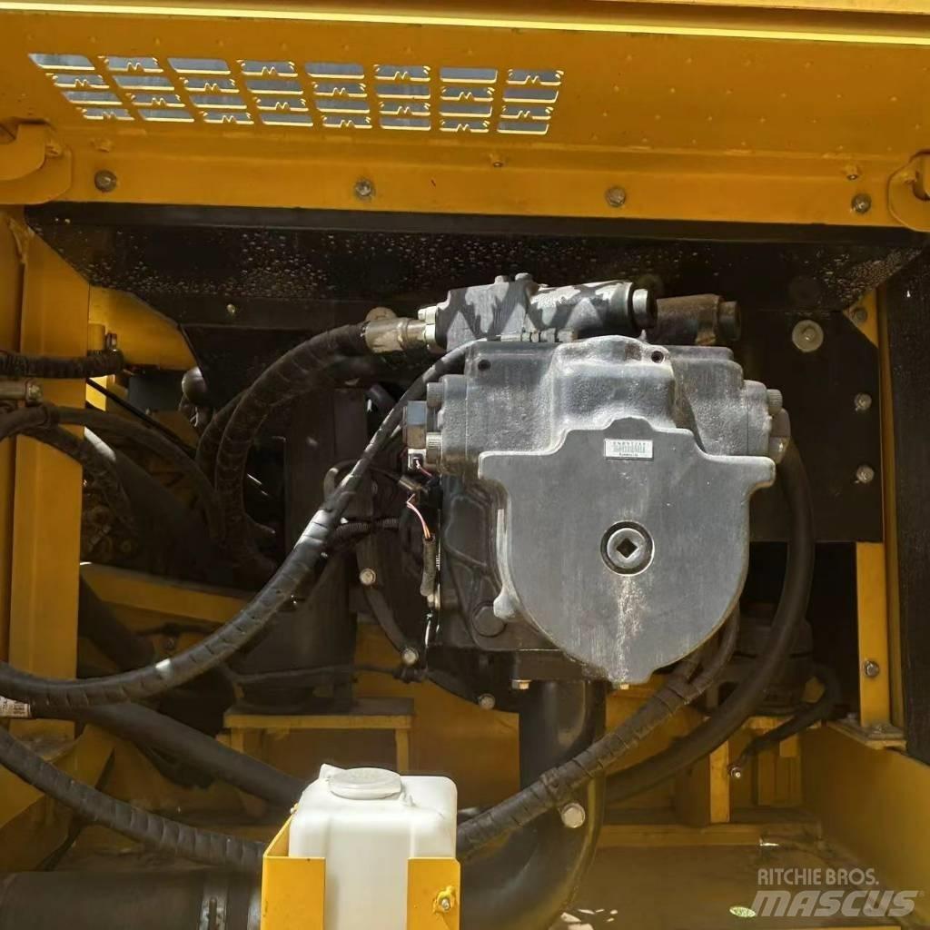 Komatsu 450-8 履帶式 挖土機/掘鑿機/挖掘機