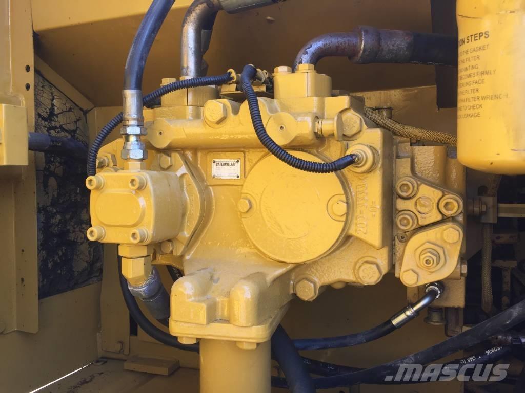 CAT 320 D 履帶式 挖土機/掘鑿機/挖掘機