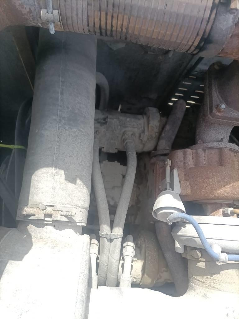 Extec C12 移動式壓碎機
