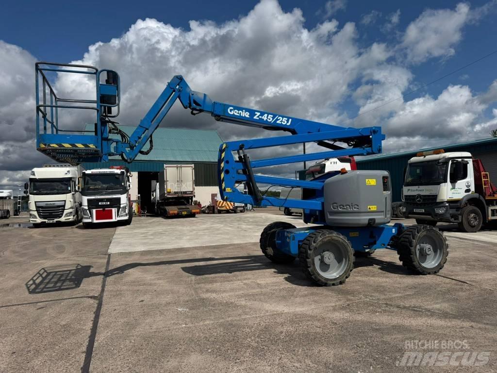 Genie Z 45/25 J 曲臂高空作業車