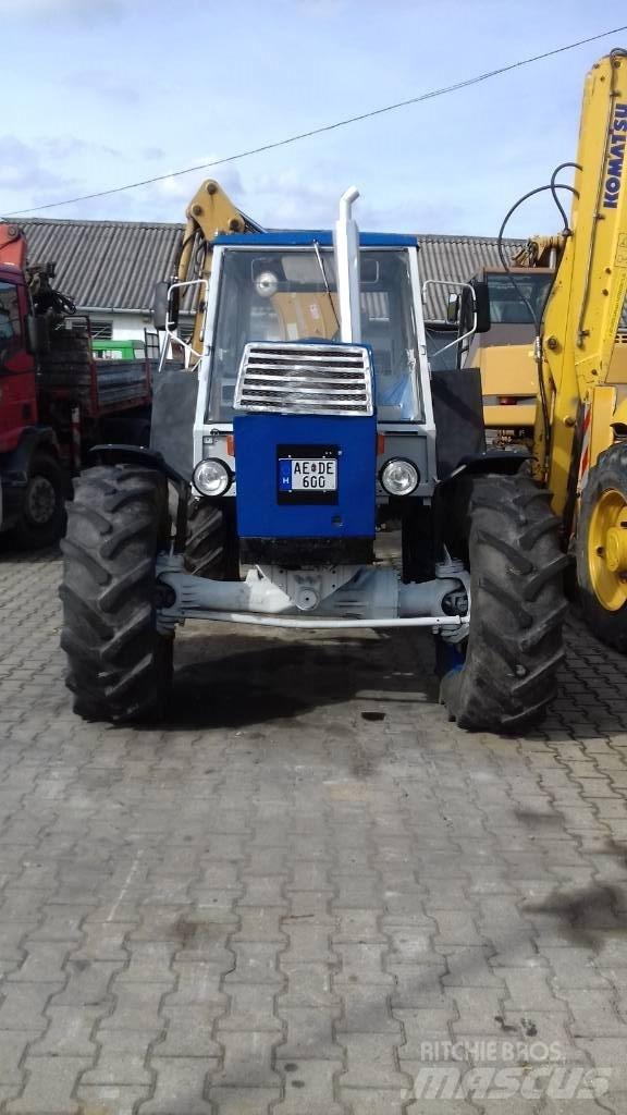 Zetor Crystal 12045 曳引機