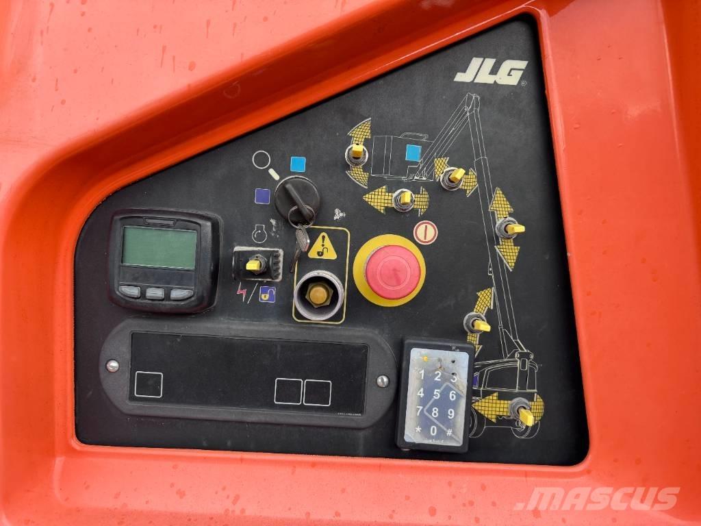 JLG 460 SJ 伸縮臂高空作業車