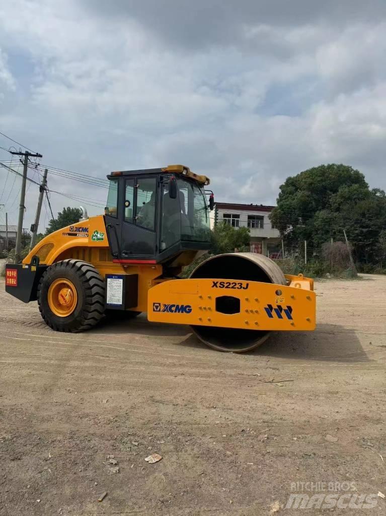 XCMG XS 223 J 單輪滾壓機