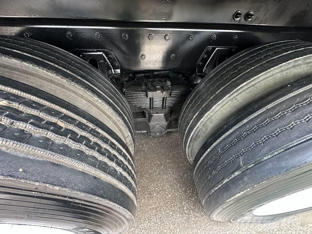 Freightliner M2 組合/真空油槽車