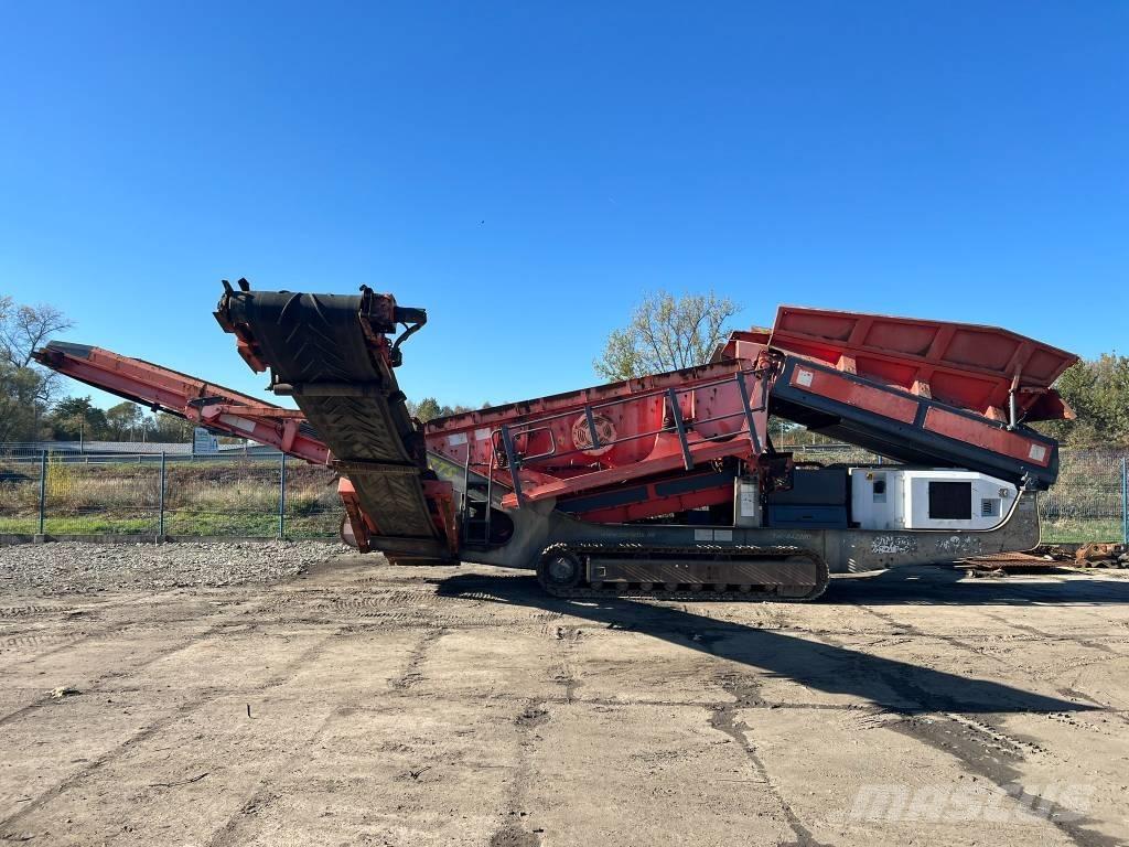 Sandvik QE 340 移動式篩選機