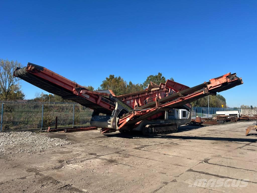 Sandvik QE 340 移動式篩選機
