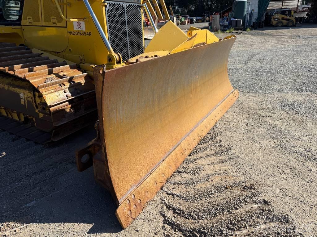 Komatsu D65PX-18 履帶推土機