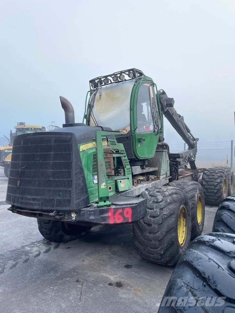 John Deere 1210E 集運機