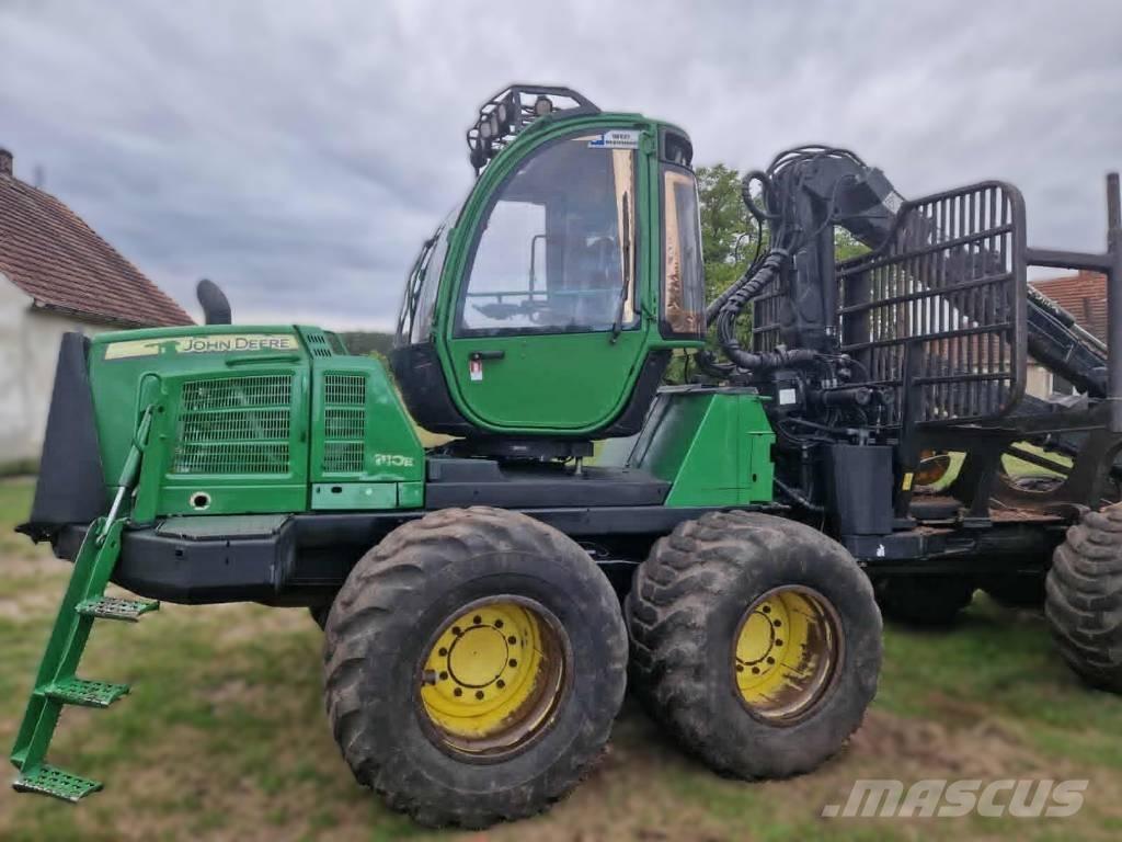 John Deere 1110 E 集運機