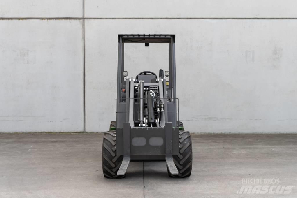 Cast 800 ECO 小型裝載機