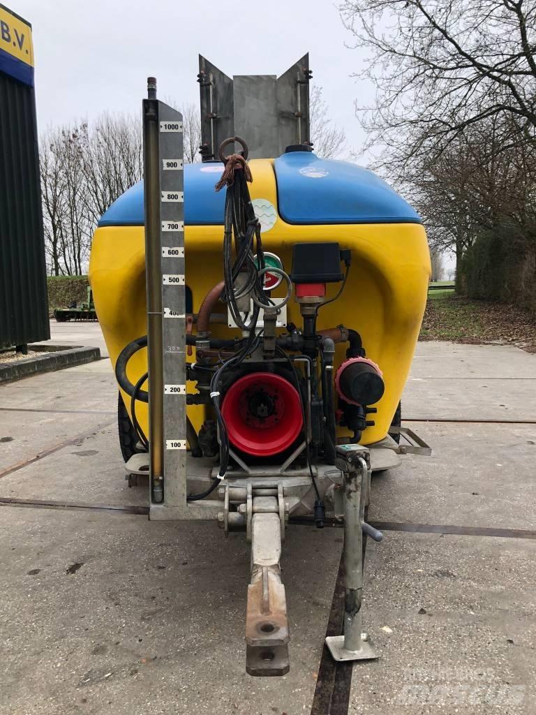  KWH D1000MPV3 牽引式噴霧機