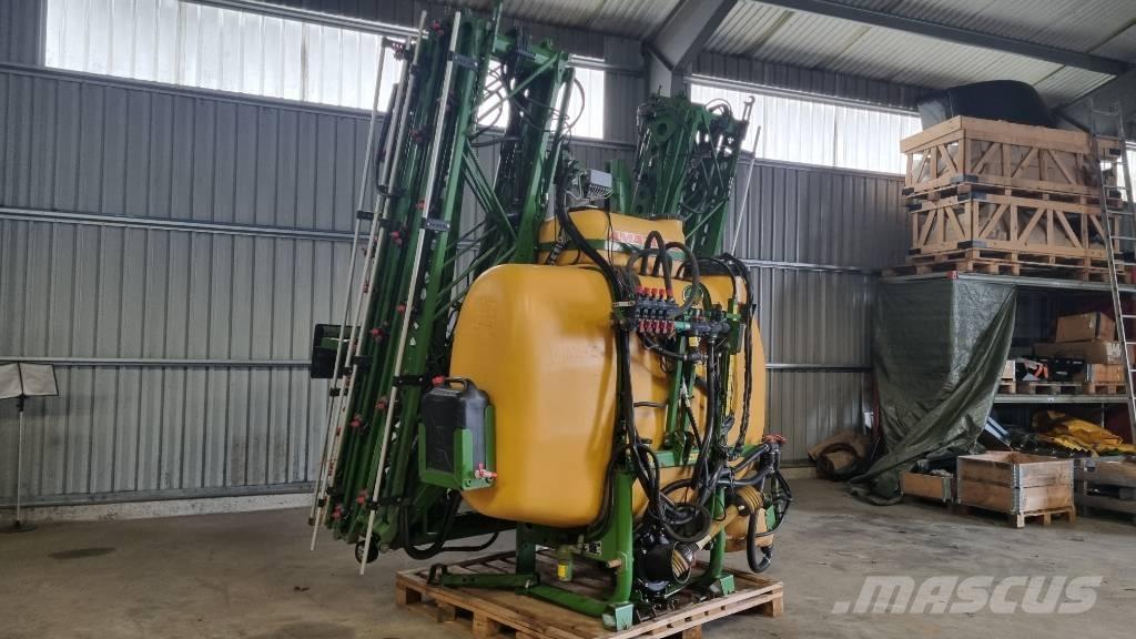 Amazone UF 1200 承載式噴霧機