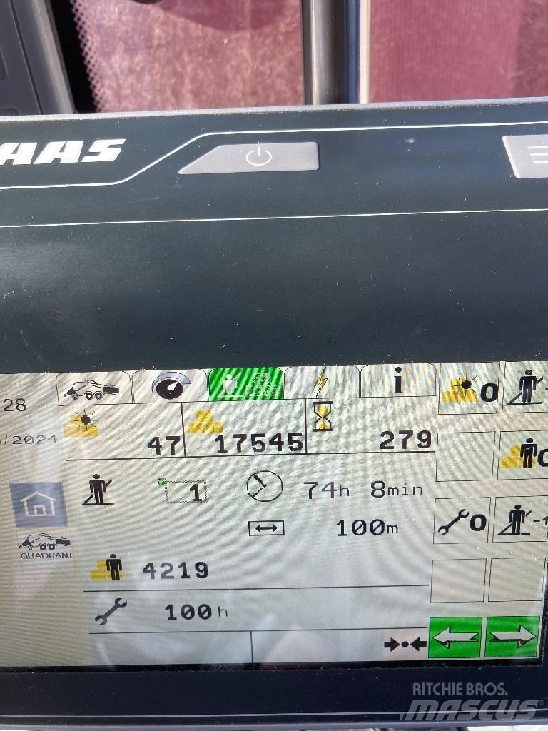 CLAAS Quadrant 4000 方形打捆機