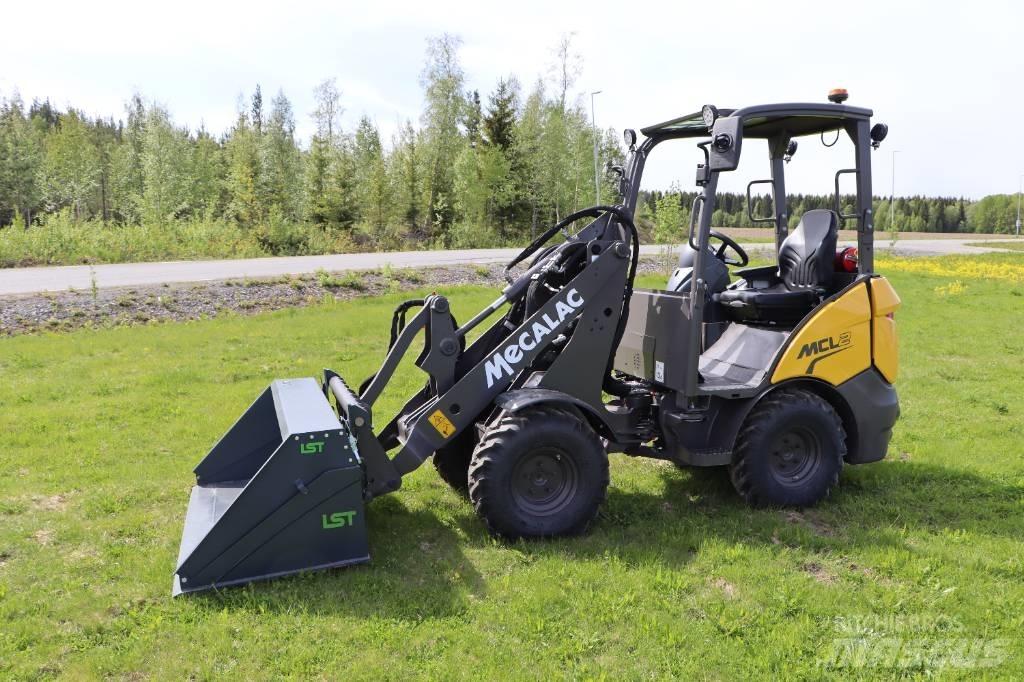 Mecalac MCL2 小型裝載機