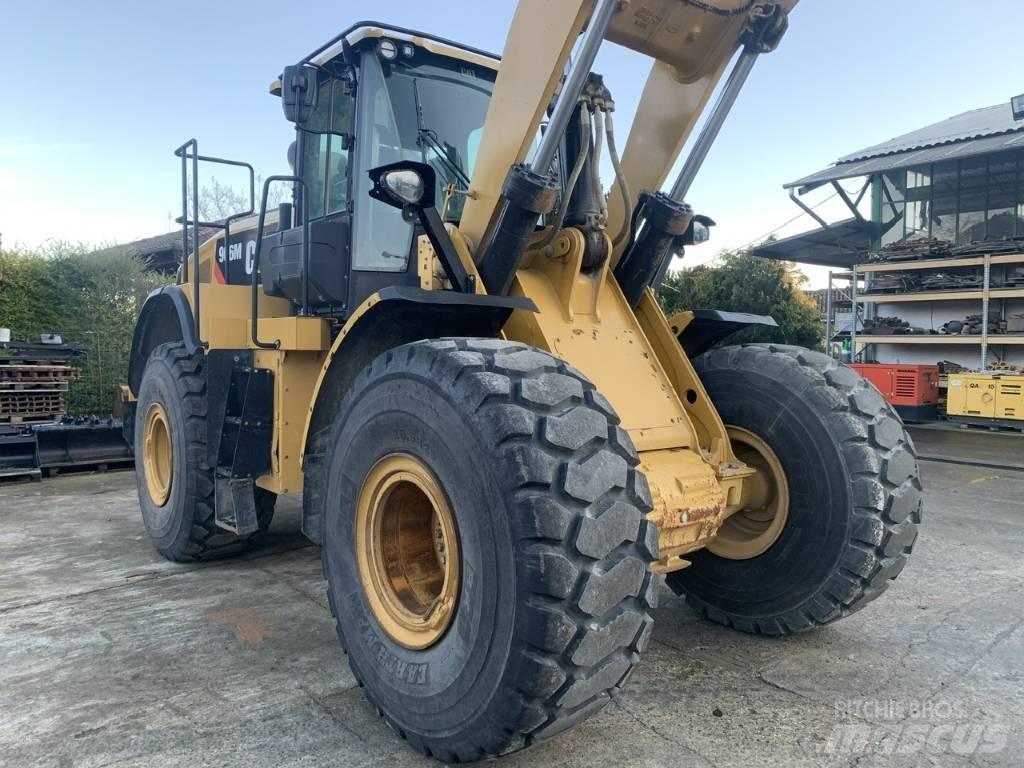 CAT 966 M 輪胎式裝載機
