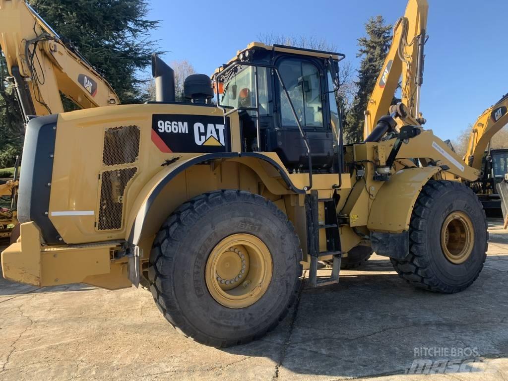 CAT 966 M 輪胎式裝載機