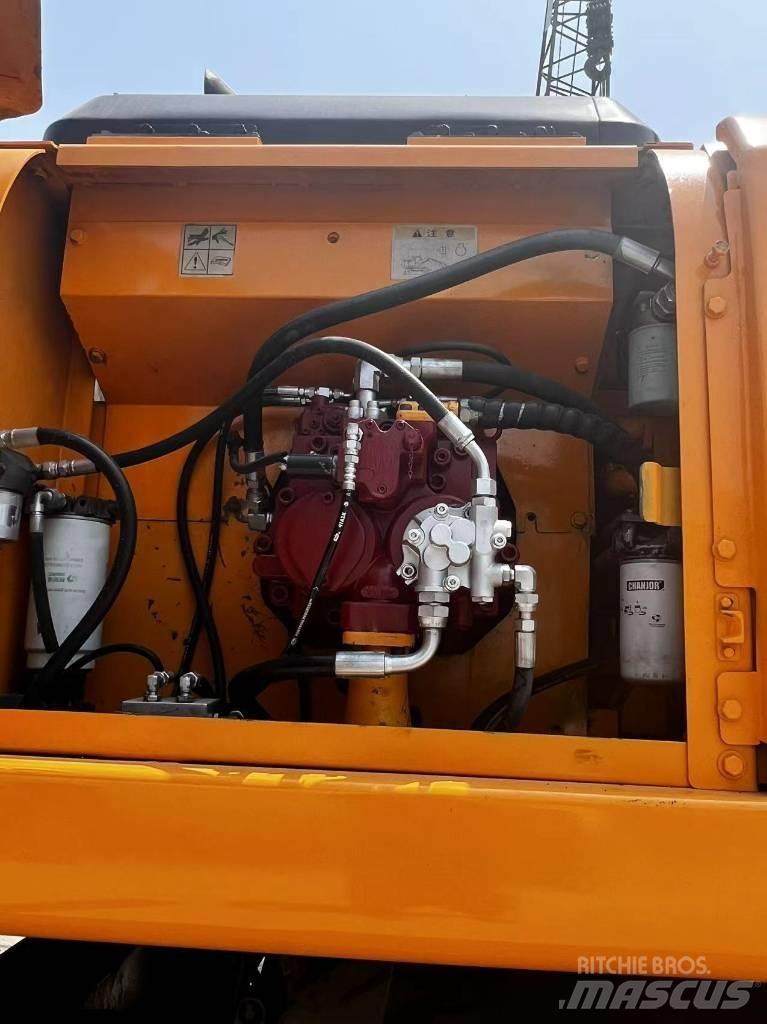 Hyundai R210W-7 旋轉式挖土機/掘鑿機/挖掘機