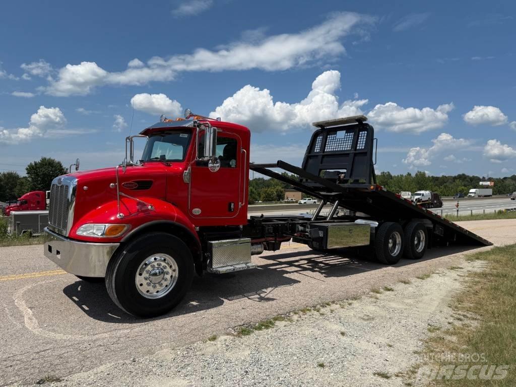 Peterbilt 348 救援車