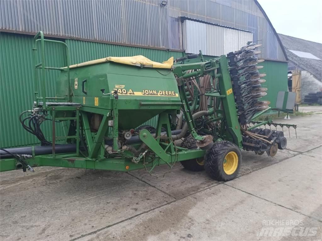 John Deere 740A 組合鑽